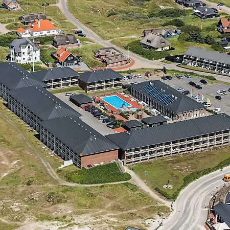 Apartment Ix